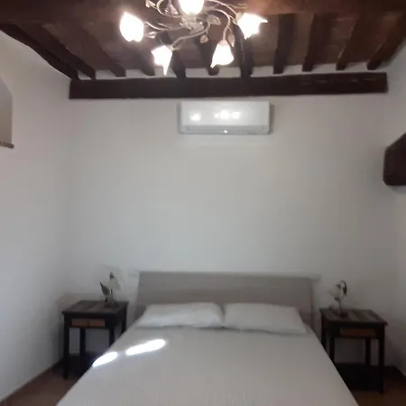 Torre Alle Antiche Mura Daire Montepulciano Stazione